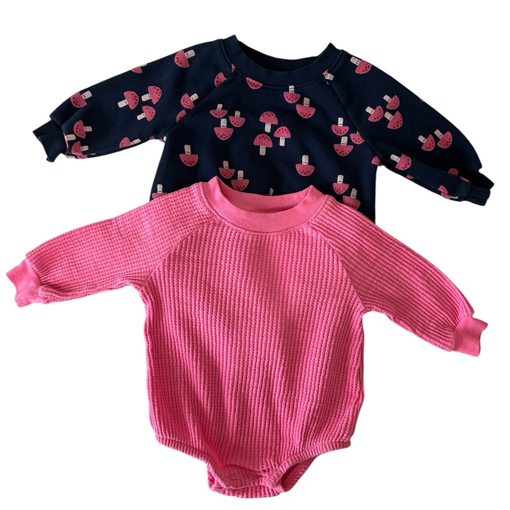 Old Navy 3-6m Long Sleeve Onesies
